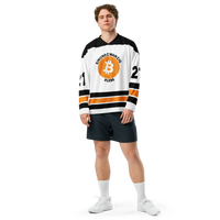 Einundzwanzig Plebs bitcoin hockey jersey, front view: a white hockey jersey with black shoulders, orange and black stripes, the Einundzwanzig Plebs crest and the number 21.