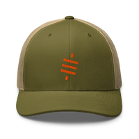 Sats symbol bitcoin trucker cap in Moss/ Khaki, front view.