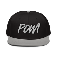 POW! Bitcoin-Snapback-Cap in Grau / Schwarz, Vorderansicht.